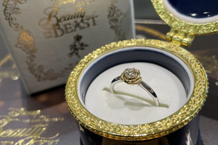 Disney Beauty AND THE BEAST（美女と野獣）の婚約指輪のご紹介です♡