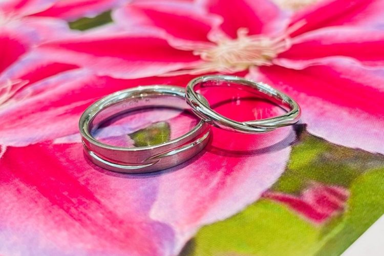 ９月１２日の誕生花『クレマチス』<br>コラニーの結婚指輪